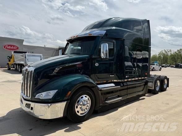 Peterbilt 579 Tractor Units