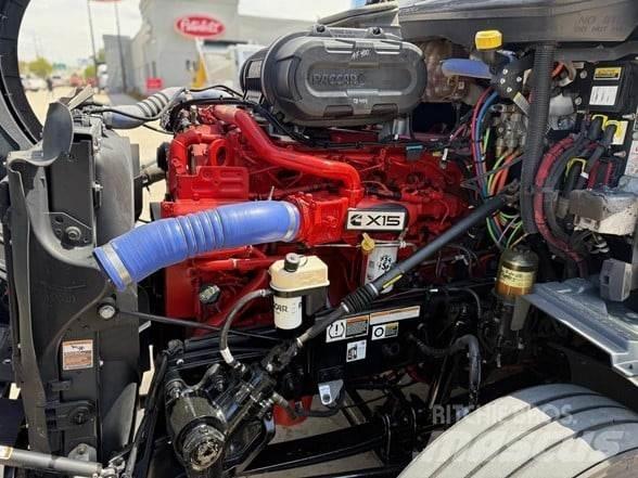 Peterbilt 579 Tractor Units