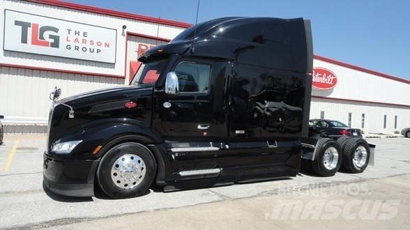 Peterbilt 579 Tractor Units