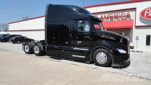 Peterbilt 579 Tractor Units
