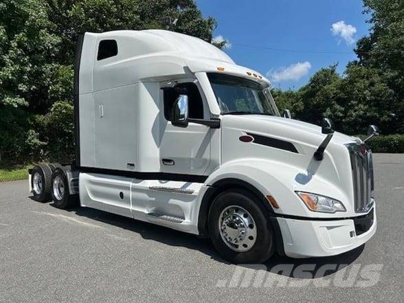 Peterbilt 579 Tractor Units