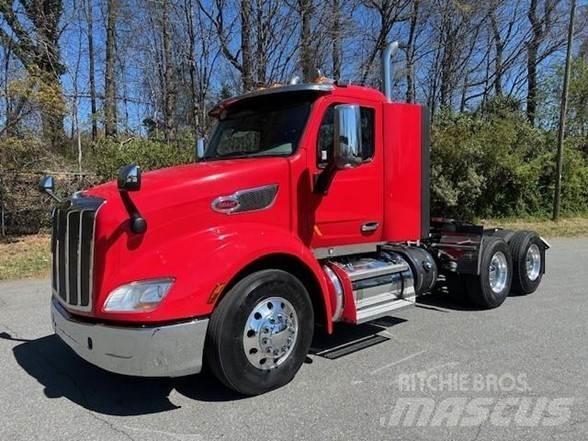 Peterbilt 579 Tractor Units