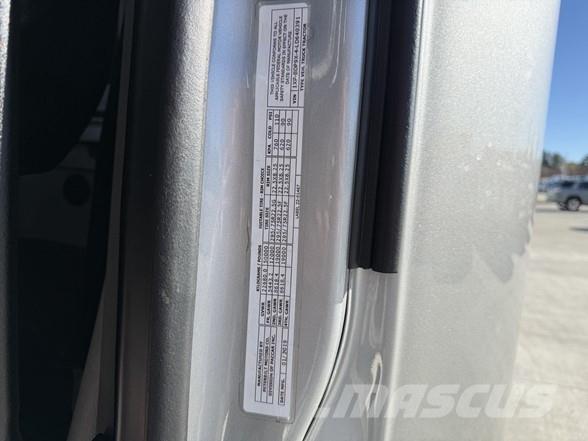 Peterbilt 579 Tractor Units