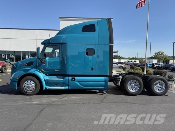 Peterbilt 579 Tractor Units