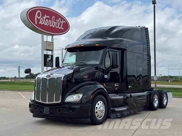 Peterbilt 579 Tractor Units