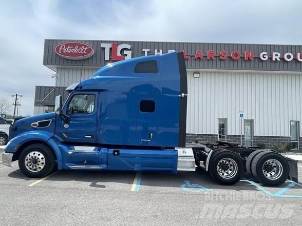 Peterbilt 579 Tractor Units