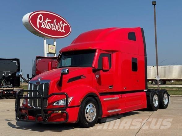 Peterbilt 579 Tractor Units