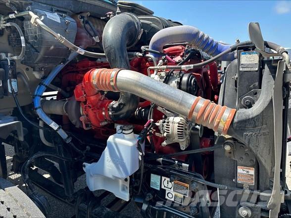 Peterbilt 579 Tractor Units