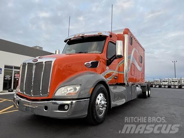 Peterbilt 579 Tractor Units