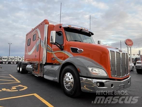 Peterbilt 579 Tractor Units