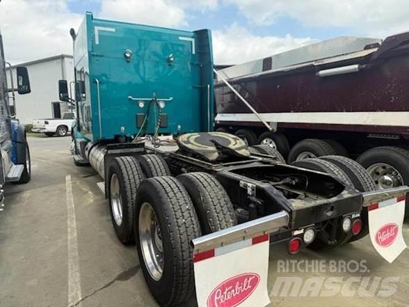 Peterbilt 579 Tractor Units