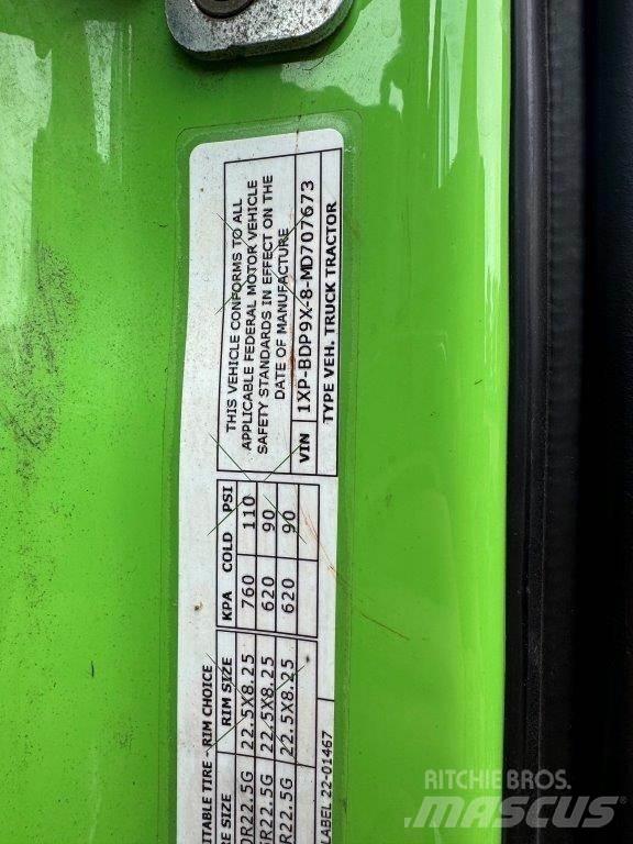 Peterbilt 579 Tractor Units