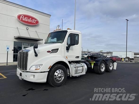 Peterbilt 579 Tractor Units