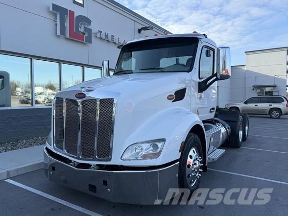 Peterbilt 579 Tractor Units