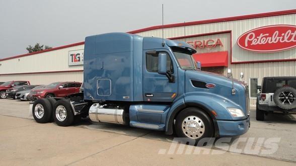 Peterbilt 579 Tractor Units