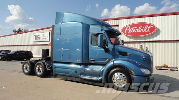 Peterbilt 579 Tractor Units
