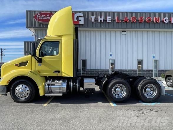 Peterbilt 579 Tractor Units