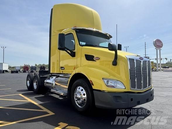 Peterbilt 579 Tractor Units
