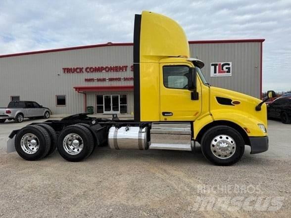 Peterbilt 579 Tractor Units