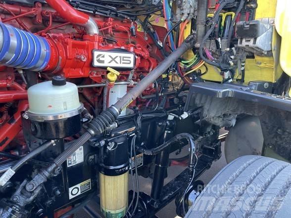 Peterbilt 579 Tractor Units