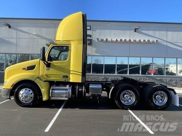 Peterbilt 579 Tractor Units
