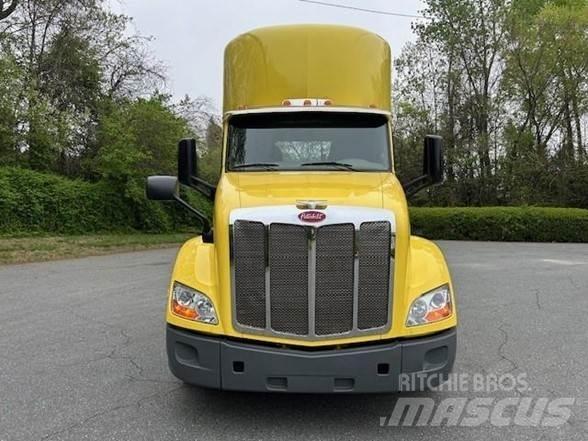 Peterbilt 579 Tractor Units