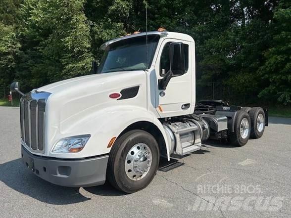 Peterbilt 579 Tractor Units