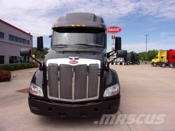 Peterbilt 579 Tractor Units