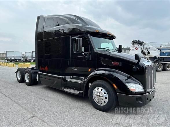 Peterbilt 579 Tractor Units