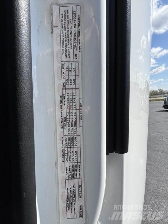 Peterbilt 579 Tractor Units