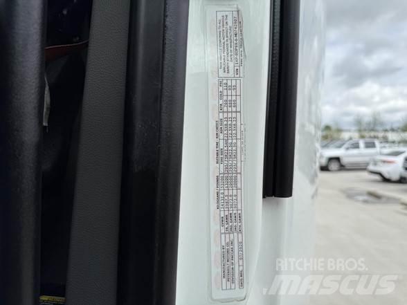Peterbilt 579 Tractor Units