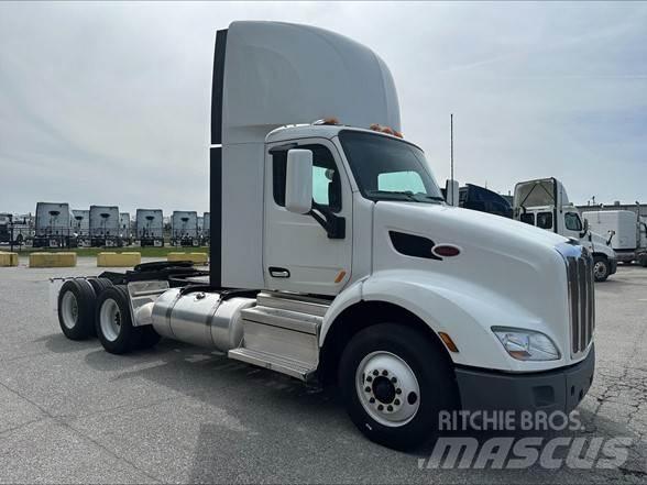 Peterbilt 579 Tractor Units