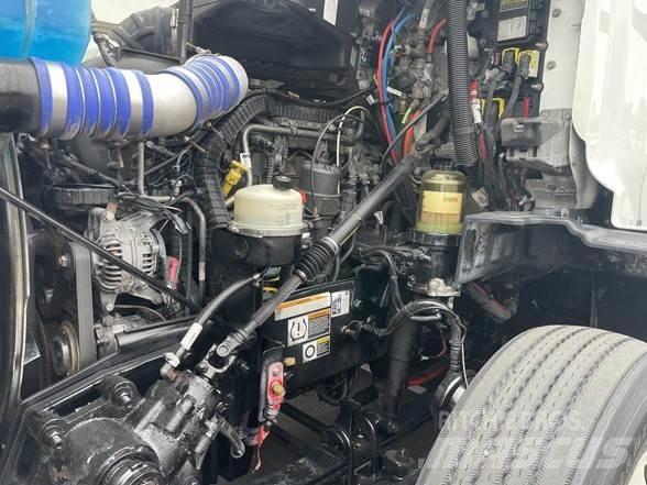 Peterbilt 579 Tractor Units