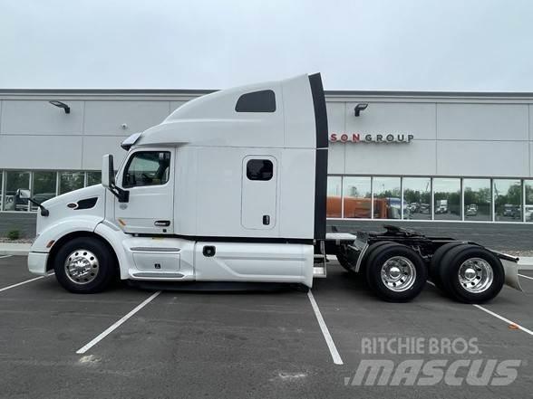 Peterbilt 579 Tractor Units