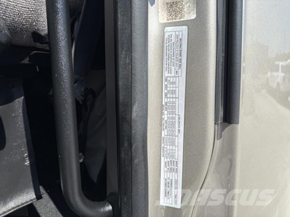 Peterbilt 579 Tractor Units