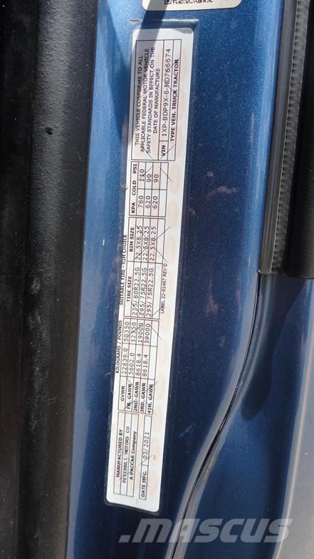 Peterbilt 579 Tractor Units