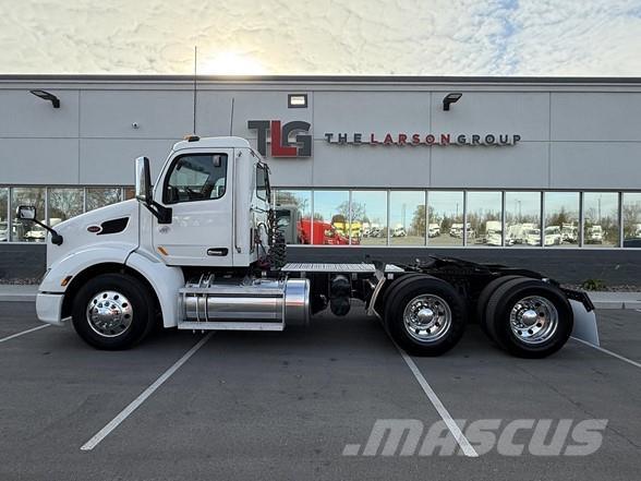 Peterbilt 579 Tractor Units