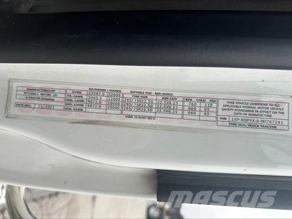 Peterbilt 579 Tractor Units