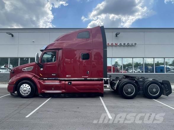 Peterbilt 579 Tractor Units