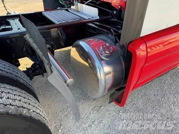 Peterbilt 579 Tractor Units
