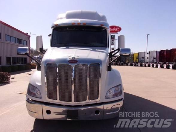 Peterbilt 579 Tractor Units