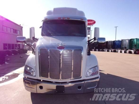 Peterbilt 579 Tractor Units