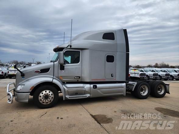 Peterbilt 579 Tractor Units