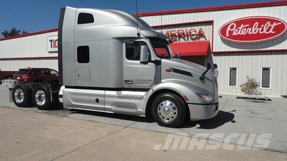 Peterbilt 579 Tractor Units