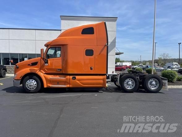 Peterbilt 579 Tractor Units
