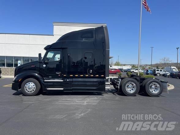 Peterbilt 579 Tractor Units