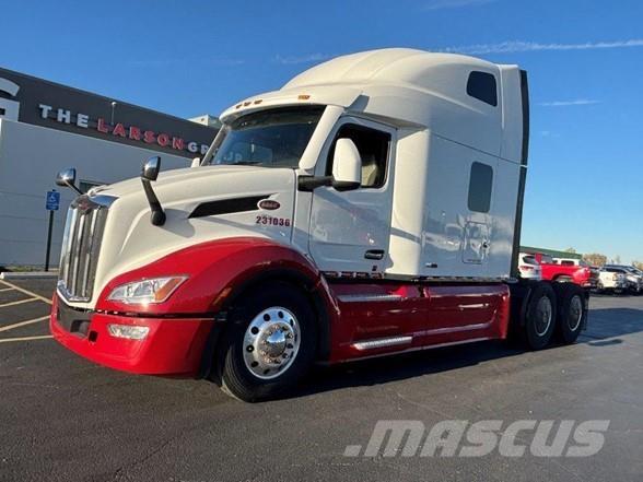 Peterbilt 579 Tractor Units