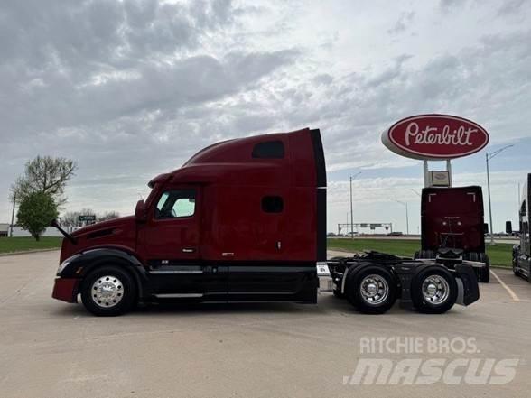 Peterbilt 579 Tractor Units