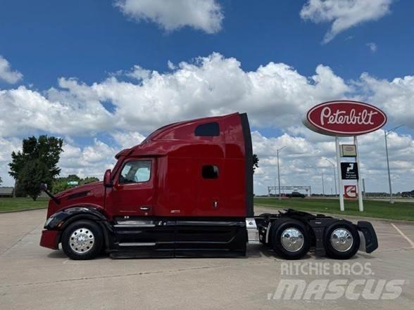 Peterbilt 579 Tractor Units