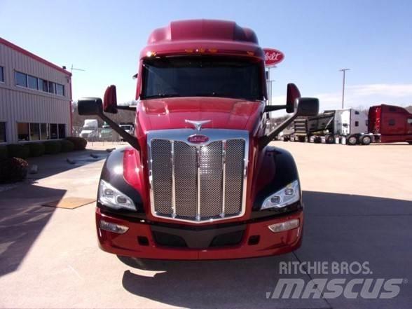 Peterbilt 579 Tractor Units